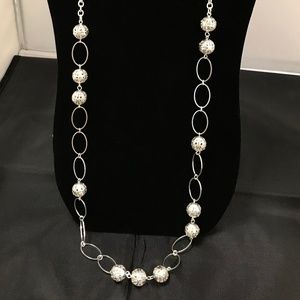 Silver Necklace w/Oval Circles & Filigree Balls